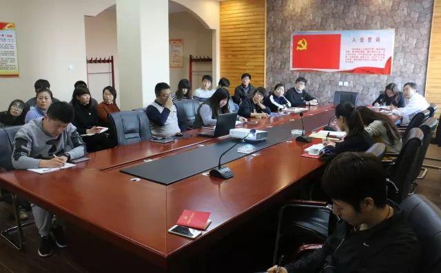 順旅集團狠抓陣地建設,打造黨建文化長廊