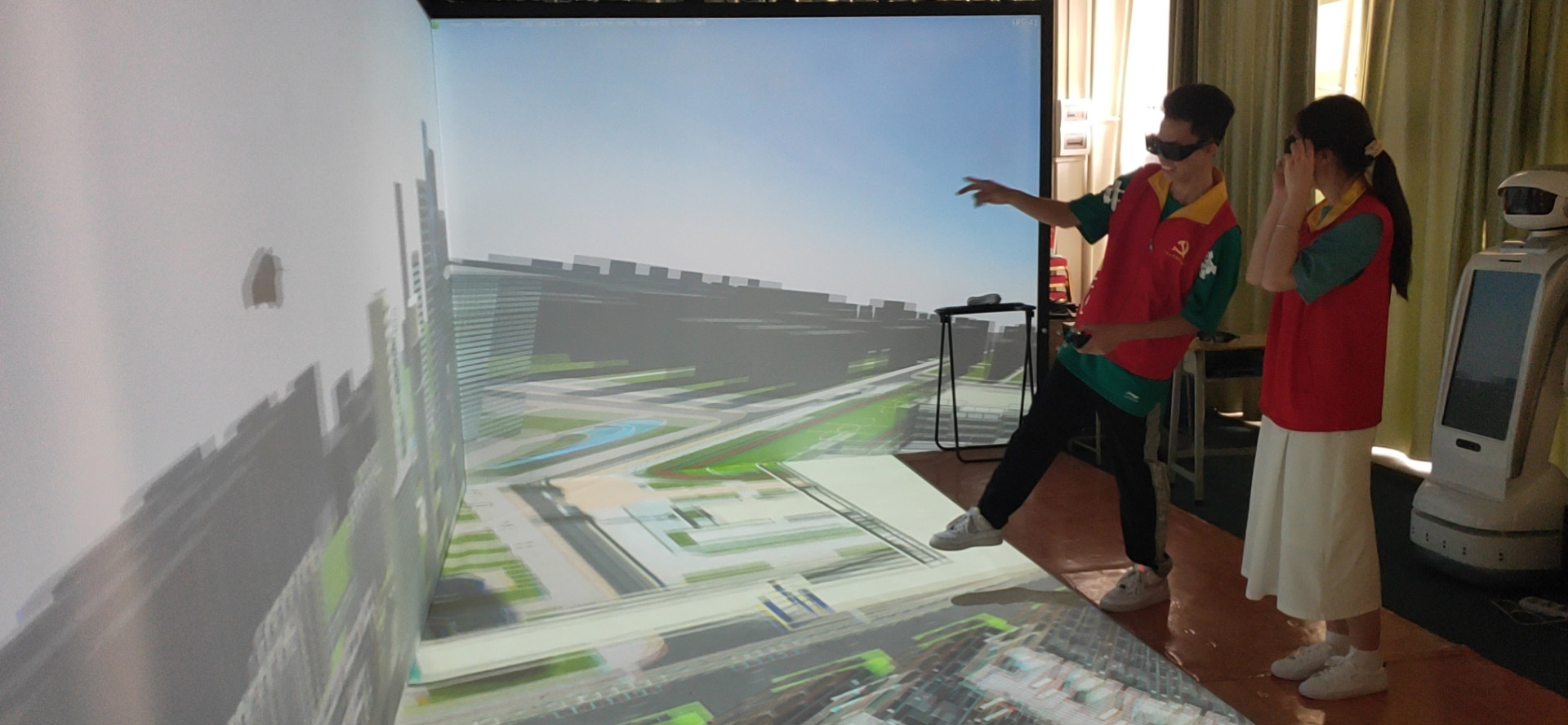 VR沉浸式體驗  讓黨史教育“活起來